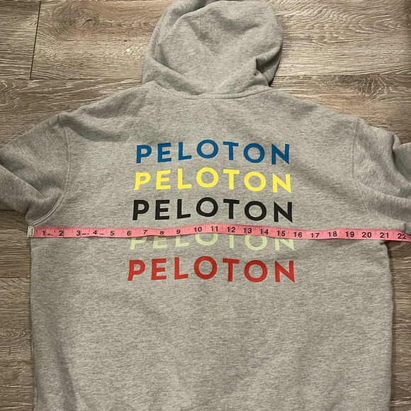Peloton Hoodie Womens small Gray Full Zip Sweatshirt Multicolor Graphic - Picture 4 of 6